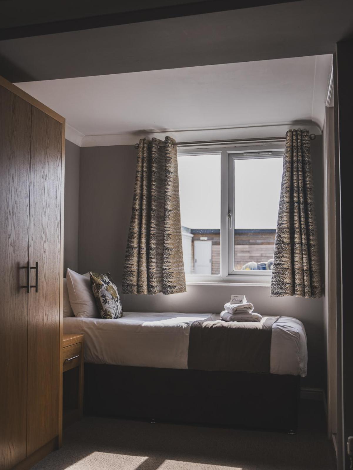 Готель Crossways Веллс Екстер'єр фото A bedroom at the hotel